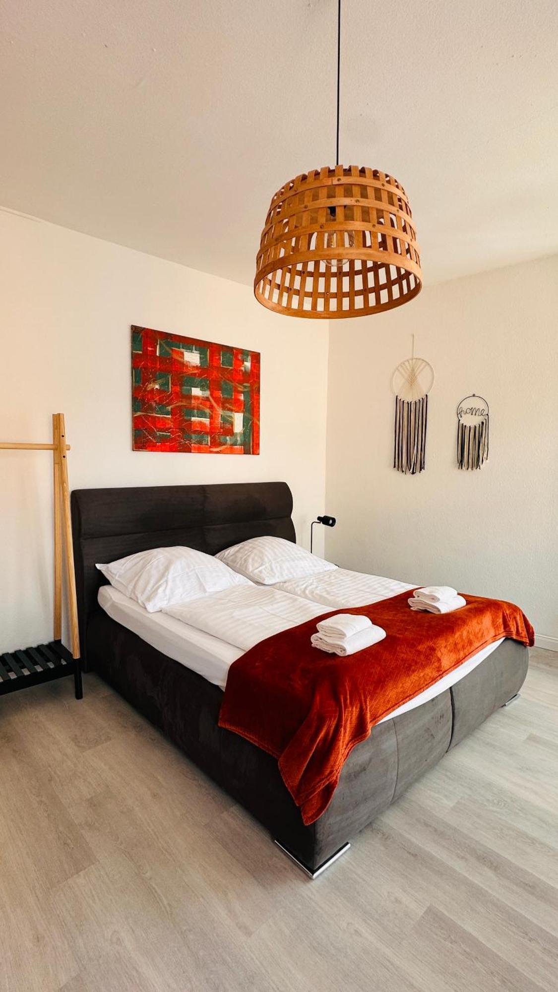 Amao-Brown I Exklusives City-Apartment I 85Qm I Privatparkplatz & Komfort I King-Size Bed ラール エクステリア 写真